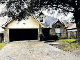 16603 N Meadow Dr in Houston, TX - Building Photo