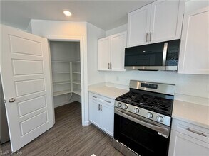 4234 Vivenda St in Las Vegas, NV - Building Photo - Building Photo