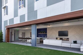 398 Ortega Ave-Unit -A.1346973 in Mountain View, CA - Building Photo - Building Photo