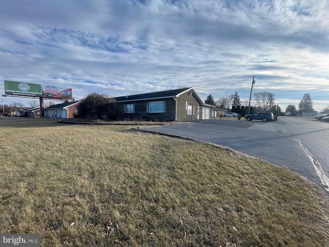 property at 4124 Lincoln Way E