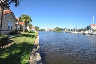 10 Marina Point Pl in Palm Coast, FL - Building Photo - Building Photo