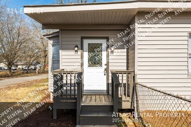 314 East Ct in Adamsville, AL - Building Photo - Building Photo