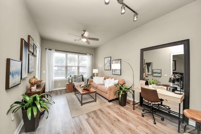 property at 5455 Richmond Ave.