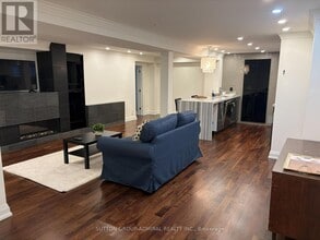 107 Princeton Gate in Vaughan, ON - Building Photo - Building Photo