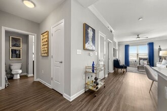 The GoodWynn at Town Brookhaven by ARIUM in Atlanta, GA - Foto de edificio - Building Photo