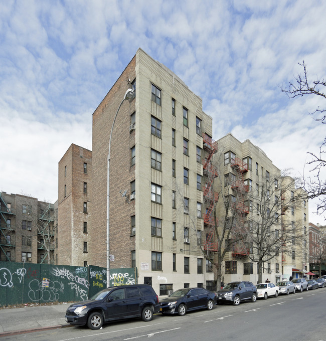 2615 Grand Concourse in Bronx, NY - Building Photo - Building Photo