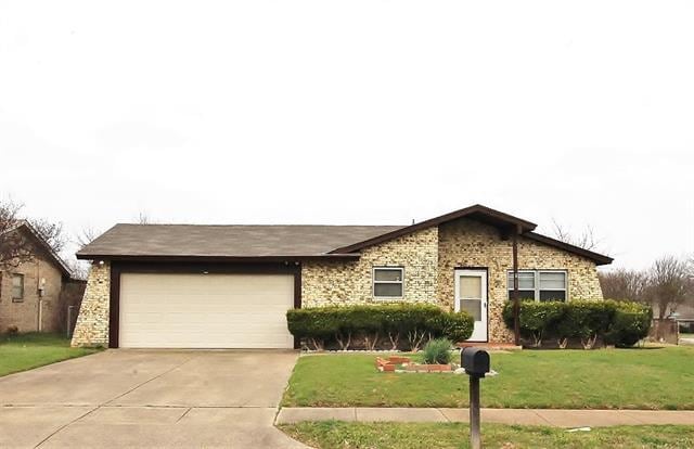 property at 811 Lisa Ln