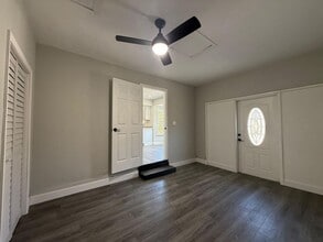 130 Cascade Ave SE in Palm Bay, FL - Building Photo - Building Photo