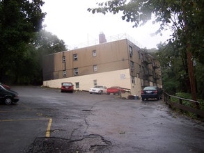 27 Kathy Ln in Yonkers, NY - Building Photo - Building Photo