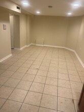 8235 S Vernon Ave in Chicago, IL - Building Photo - Building Photo