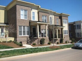 118 Finsbury St in Durham, NC - Building Photo