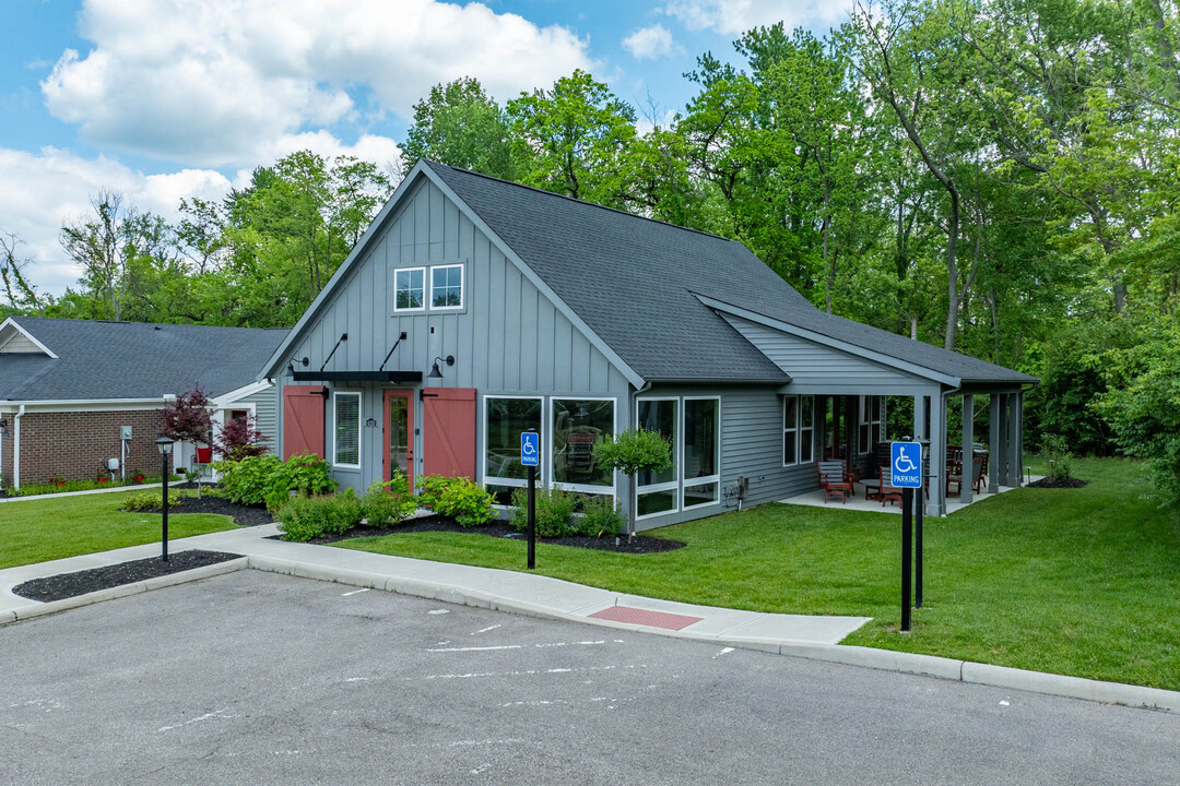 Twelve Oaks in Cincinnati, OH - Building Photo