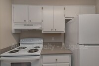 1546 Hamilton Dr photo'