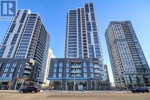 30 Samuel Wood Wy in Toronto, ON - Building Photo