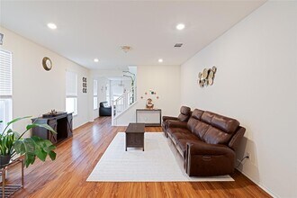 2950 E Old Settlers Blvd in Round Rock, TX - Building Photo - Building Photo