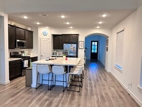 13110 Blue Flora Dr in Texas City, TX - Building Photo - Building Photo