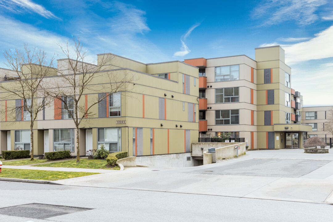 Rio in Maple Ridge, BC - Building Photo
