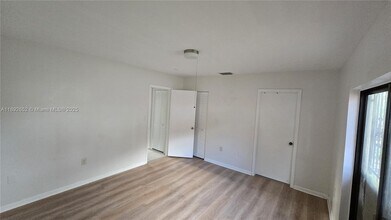 20305 SW 132nd Ave in Miami, FL - Building Photo - Building Photo
