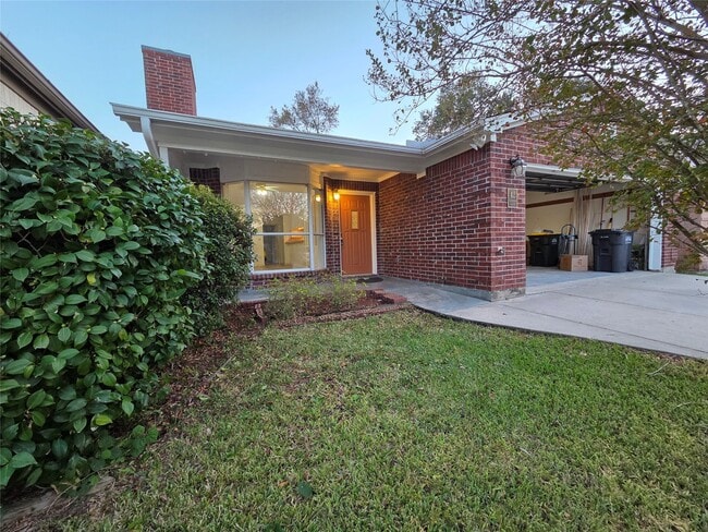 property at 42 Silver Creek Dr