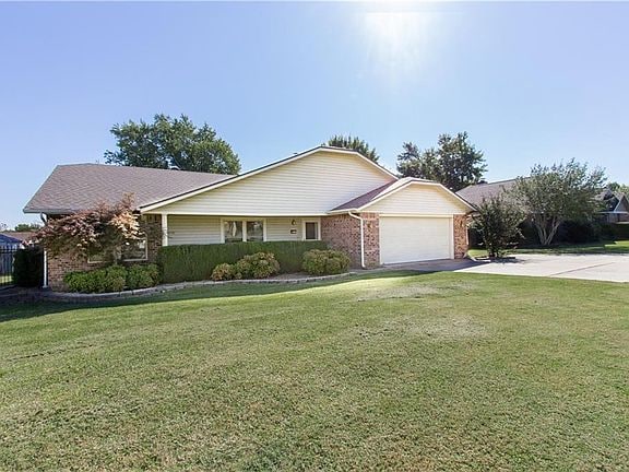 1807 Carrie Pl in Springdale, AR - Building Photo - Building Photo