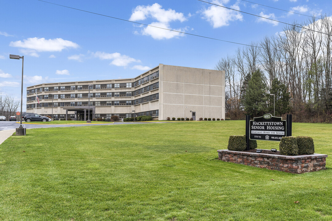 Hackettstown Senior Apartments in Hackettstown, NJ - Foto de edificio