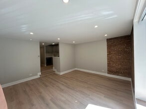 1214 N La Salle Dr, Unit H2 in Chicago, IL - Foto de edificio - Building Photo