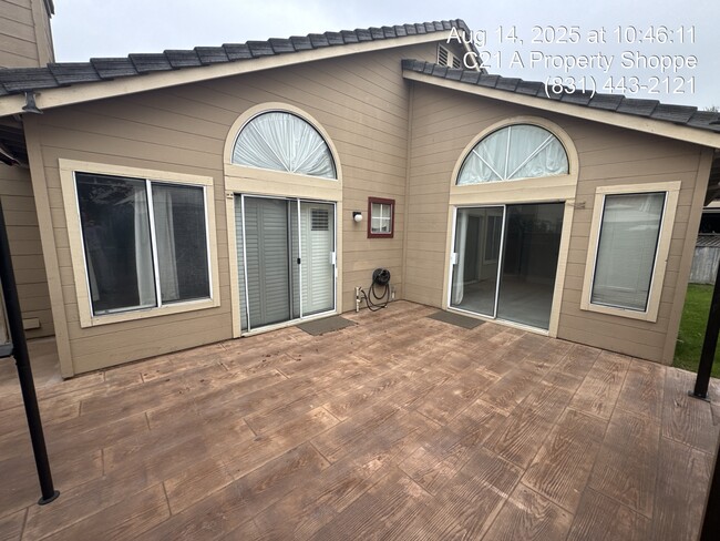 1918 Newcastle Dr in Salinas, CA - Building Photo - Building Photo