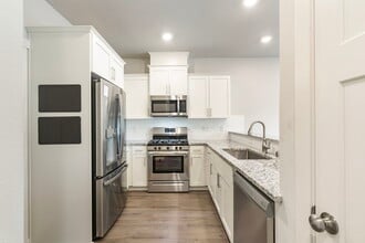 4150 S Waters Edge Wy in Ridgefield, WA - Building Photo - Building Photo