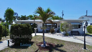 4518 15th Ave N in St. Petersburg, FL - Building Photo - Building Photo