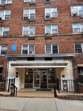 65-65 Wetherole St in Queens, NY - Building Photo - Building Photo