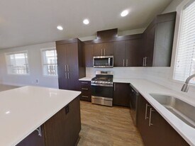 335-337 NW 18th St in Corvallis, OR - Building Photo