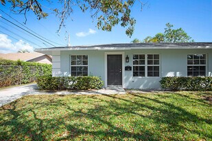 705 New York St in West Palm Beach, FL - Building Photo