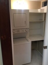 906 Chelham Way in Montecito, CA - Building Photo - Building Photo