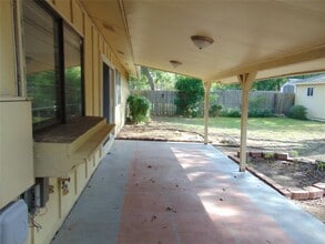 10301 Ray Ave in Austin, TX - Building Photo - Building Photo