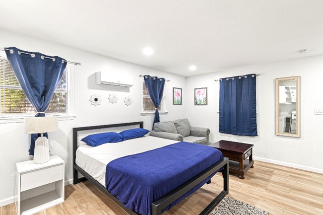 124 Jamestown Ave in Fort Walton Beach, FL - Building Photo - Building Photo