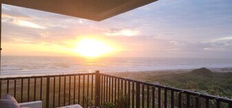 1830 N Atlantic Ave in Cocoa Beach, FL - Building Photo