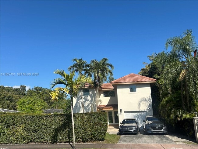 4445 Red Rd in Coral Gables, FL - Building Photo - Building Photo
