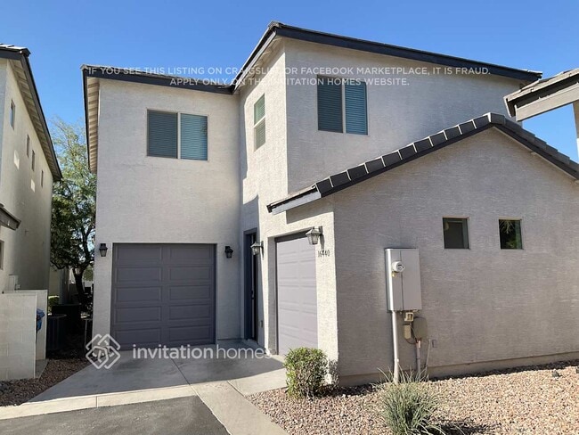 16440 S 10th St in Phoenix, AZ - Foto de edificio - Building Photo