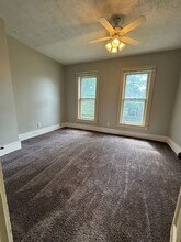 804 Iowa St in Cedar Falls, IA - Building Photo - Building Photo