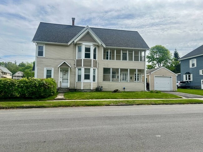 property at 28 7th Ave