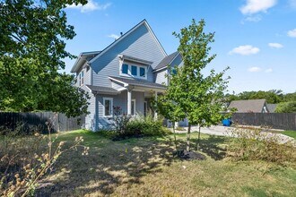 2303 Rogge Ln in Austin, TX - Building Photo - Building Photo
