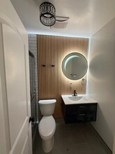 3622 195th St in Flushing, NY - Foto de edificio - Building Photo