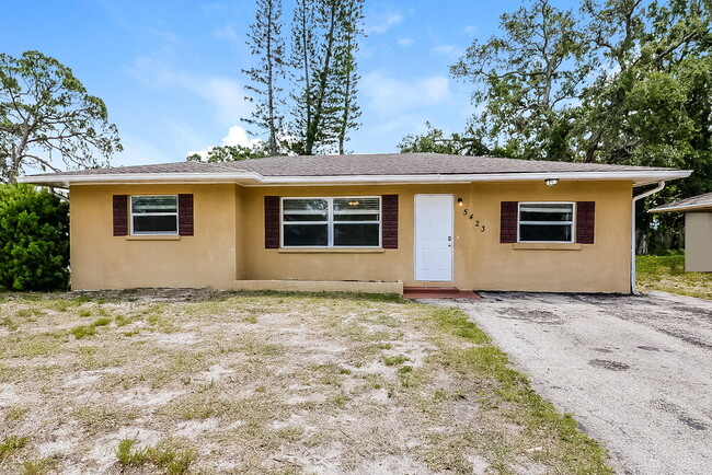 property at 5423 25th St W