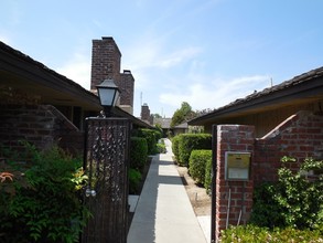 Del Mar North Apartments in Fresno, CA - Building Photo - Building Photo