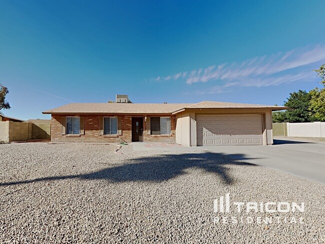 property at 11222 N 80th Dr