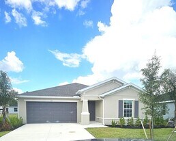 106 Leisure Pl in Rotonda West, FL - Building Photo