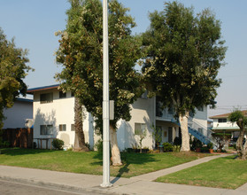 6591 La Pat Ct in Westminster, CA - Building Photo - Building Photo