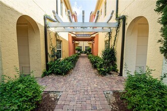 8600 Via Rapallo Dr in Estero, FL - Building Photo - Building Photo