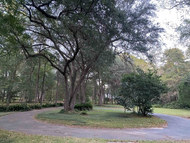 7585 Skipper Ln in Tallahassee, FL - Building Photo - Building Photo