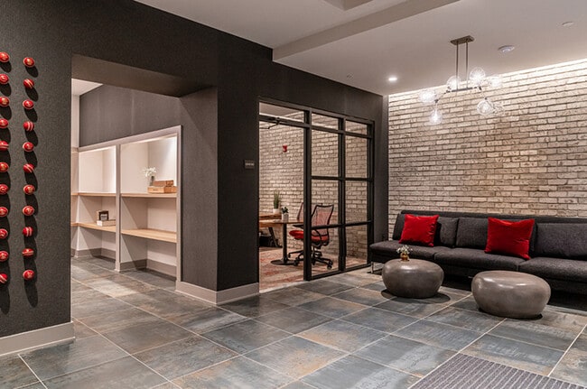 Cricket Flats & Shops in Ardmore, PA - Foto de edificio - Building Photo